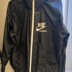 Nike Men's Black Windbreaker Jacket